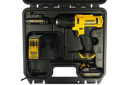 Аккумуляторная дрель-шуруповерт DeWalt DCD 710 C2