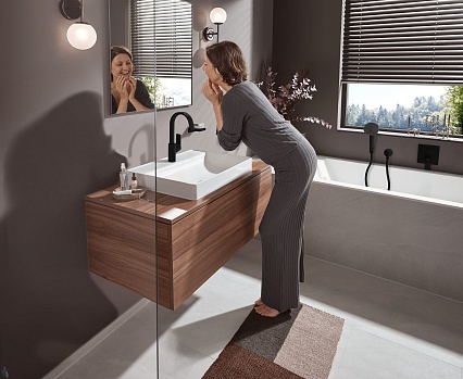 Смеситель для раковины Hansgrohe Vivenis 75032670 матовый черный